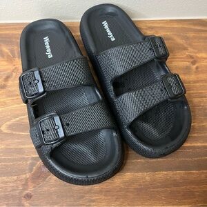 Weweya Cloud Slides Unisex Size 10-11 Black Adjustable Straps